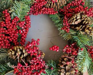 CHRISTMAS DECOR WREATH