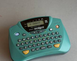 BROTHER P TOUCH HOME & HOBBY LABEL MAKER