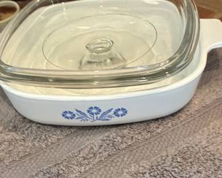 CorningWare Blue Cornflower P-10-B 2.5 Quart Casserole Dish with Lid