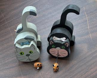 Vintage Hand-Painted Wooden Cat Figurines with Mouse Pulls
