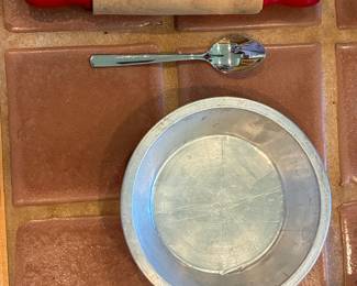 Ekco Aluminum Pie Pan