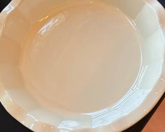 Emile Henry Ruffled Pie Dish