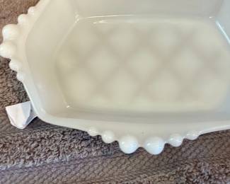 Anchor Hocking Milk Glass Diamond Quilt Hobnail Dish