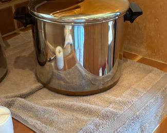 Revere Ware 8-Quart Stock Pot