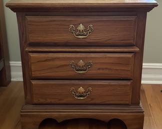 Thomasville Georgian Style Traditional Solid Wood Three-Drawer Nightstand