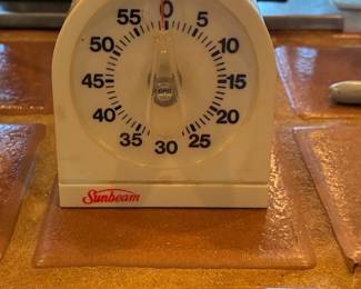 Vintage Sunbeam Mechanical Kitchen Timer with Magnifier