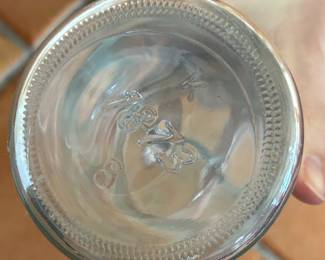 Hazel-Atlas E-Z Seal Pint Canning Jar