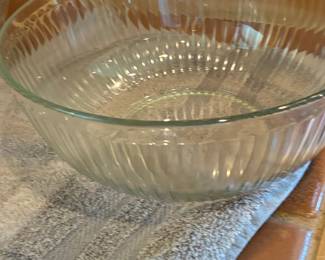 Anchor Hocking Queen Mary Clear Glass Berry Bowl