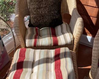 Wicker Loveseat Settee
