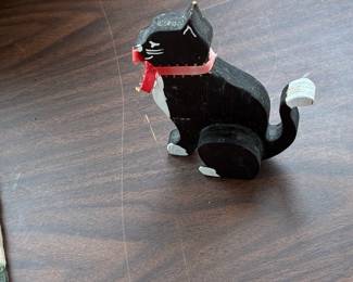 Vintage Folk Art Black Cat Wooden Figurine