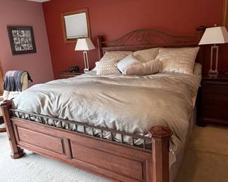 King size bed