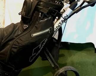 Golf Clubs Carrier
