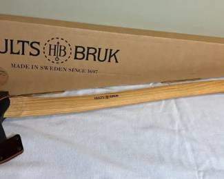 05 Hults Bruk Axe with Leather Sheath.