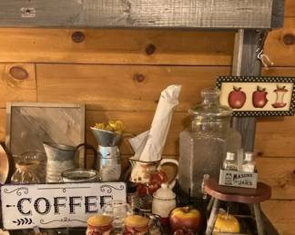 Country Kitchen Decor
