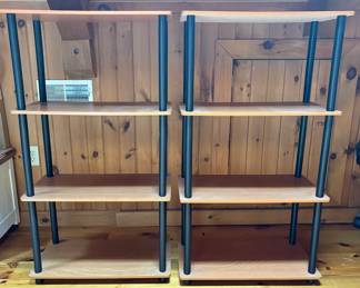 2 Shelves