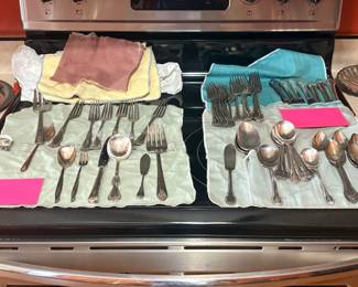Rogers Bros. "Remembrance" Pattern Silverware