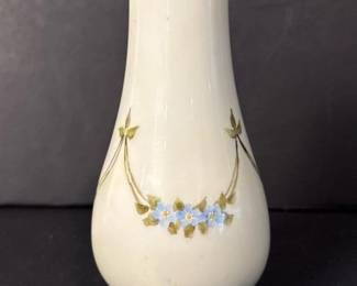 071 handpaintedfloralporcelainshakerwit