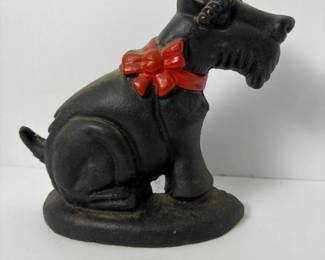 166 castironscottiedogdoorstopwithred