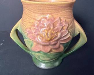 336 smallrosevillepotterywaterlilystyle