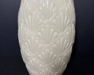 185 lenoxporcelainvasewithartdecostyle