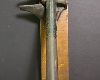 399 vintagecastironmountednutcracker