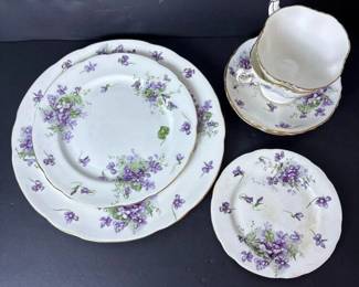 367 hammersleyvictorianvioletsbonechina