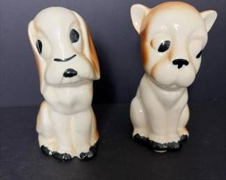 195 pairofsmallceramicdogfigurinescirc