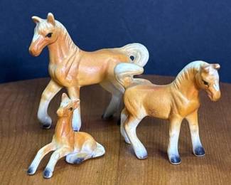 391 porcelainminiaturebreyerhorsefigurin