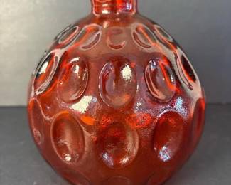 116 redtexturedglassvaseinthemidcentu
