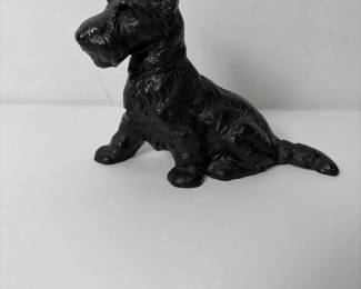 163 smallblackcastirondogfigurinescott