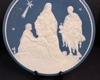 296 villeroybochmettlachchristmasplatew