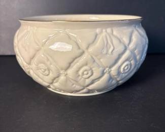 149 lenoxporcelainbowlwithquiltedfloral