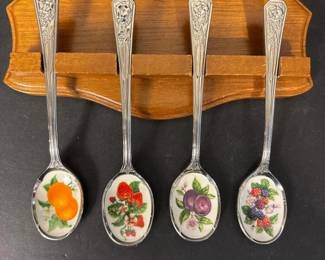 216 fouravonfruitmotifcollectorspoonsw