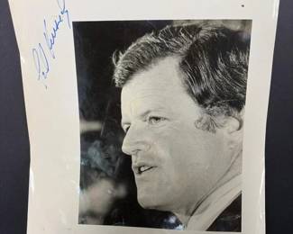 322 tedkennedysignedblackandwhiteportr