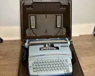 280 smithcoronacoronetsuper12electrict