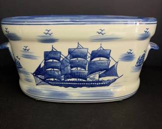 189 nantucketblueandwhiteceramicchamber