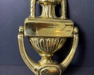 175 brassdoorknockerinclassicalurnstyl