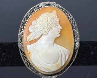 268 vintagecameobroochinsilvertonedset