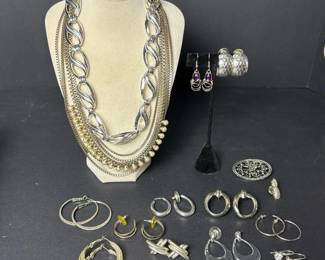 266 lotofsilvertonedcostumejewelry