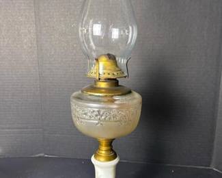 241 vintageglassandbrassoillampwithpa