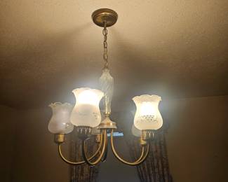 Chandelier 