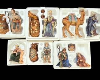 Hawthorne Village Nativity Set