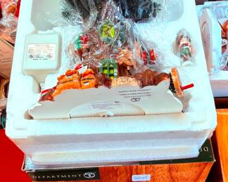 Department 56 Holiday Christmas Village House