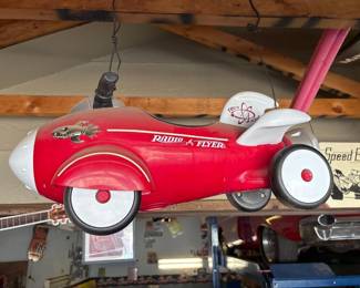 Radio Flyer Retro Rocket Model 60