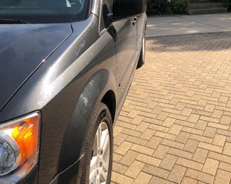 Very good condition, No Accidents or Dents