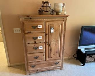 Pine Wardrobe, Metal Cinderella Pumpkin Carriage 
