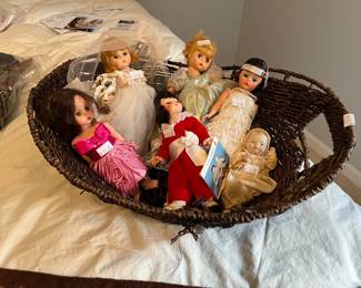 Vtg Dolls