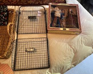 Metal Wall Rack