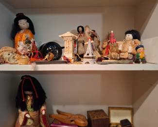 Assorted Japanese Traditional Kimono Dolls, Asian Folk Art Figurines, Miniature Eiffel Tower Souvenirs & International Decorative Collectibles