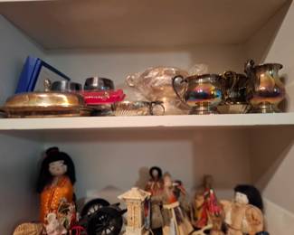 Assorted Silverplate Serving Pieces, Covered Butter Dish, Creamers, Sugar Bowls, Decorative Trays & Hollowware Collection